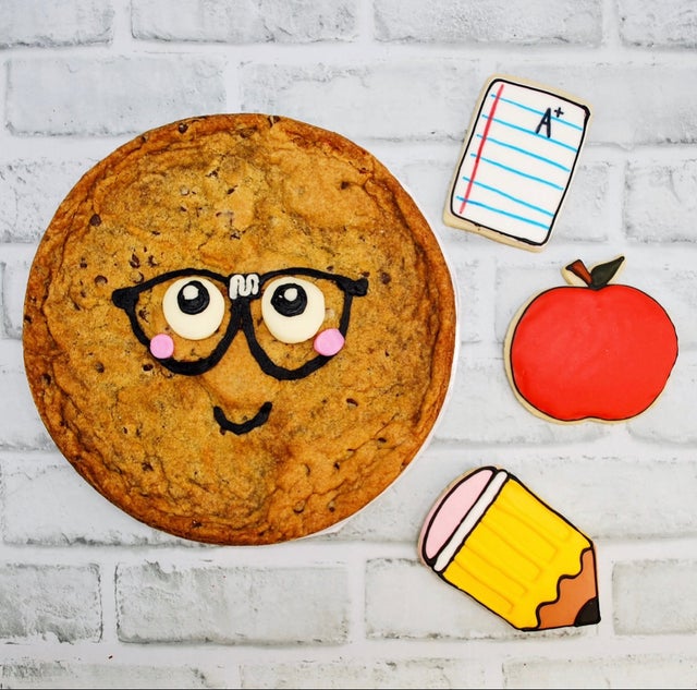 teacher-cookie-cake